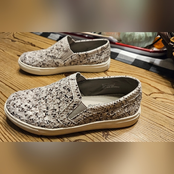 Corkys slip-on shoe/sneaker - Picture 2 of 6